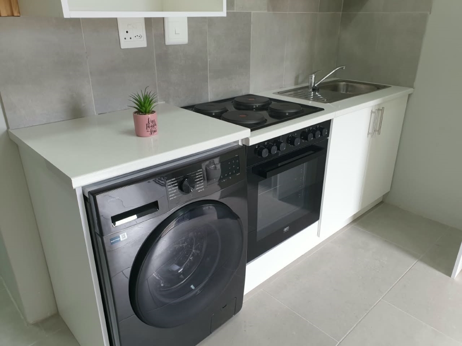 To Let 1 Bedroom Property for Rent in Diep River Western Cape